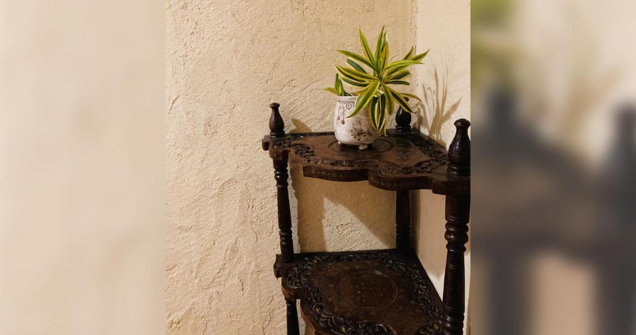 Hotel ペンションやいま日和 Ishigaki  Exterior foto