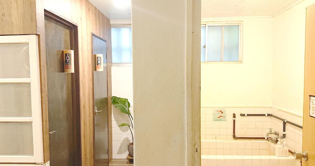 Hotel ペンションやいま日和 Ishigaki  Exterior foto